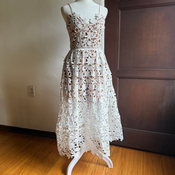 RoseLANI | White Lace Azaelea Guipure Lace Midi Dress | Small - Picture 2 of 7